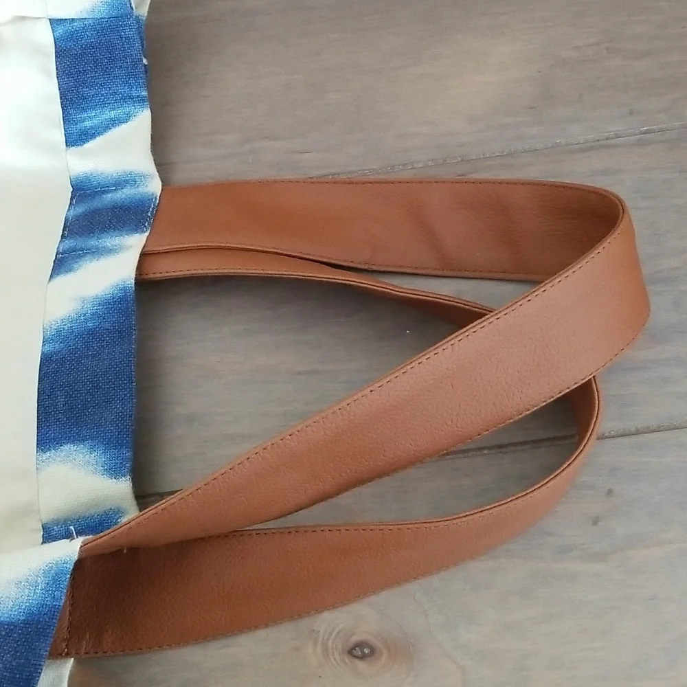 lu + elle Laguna Beach Tote - Picture 15 of 16